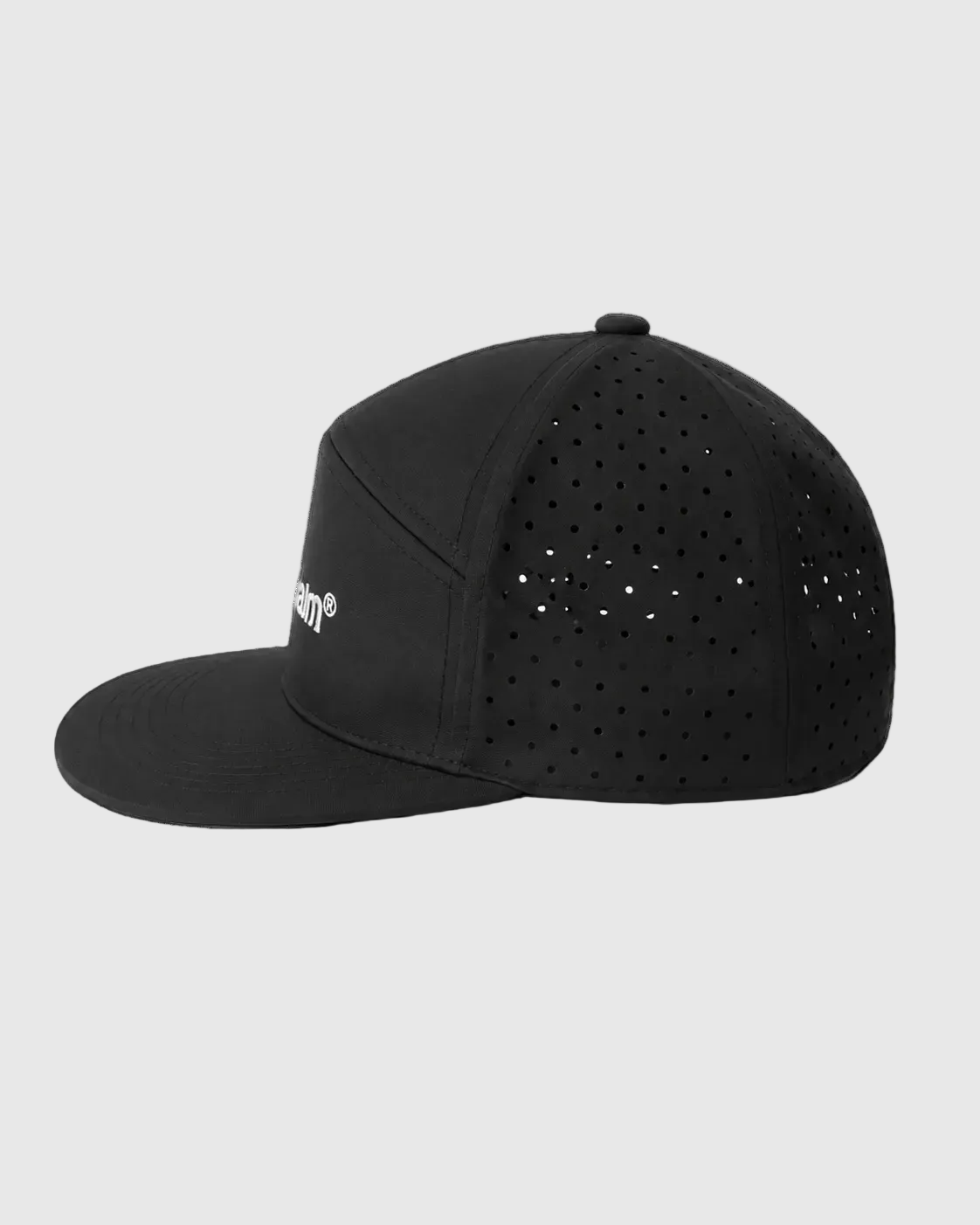 Gorra técnica negra CARALM ATHLETICS — vista lateral con tejido perforado